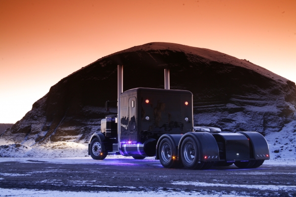 Marauder Peterbilt 359